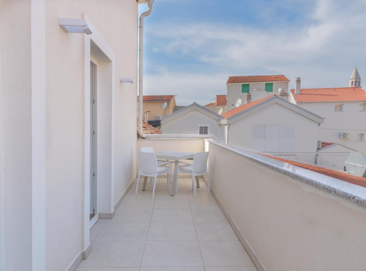 Sangulin Palace V Biograd Na Moru Luaran gambar