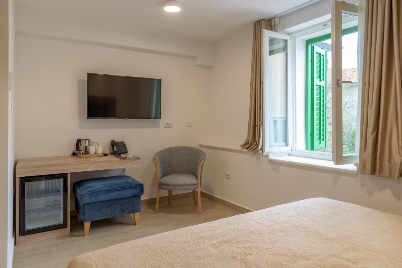 Sangulin Palace V Biograd Na Moru Luaran gambar
